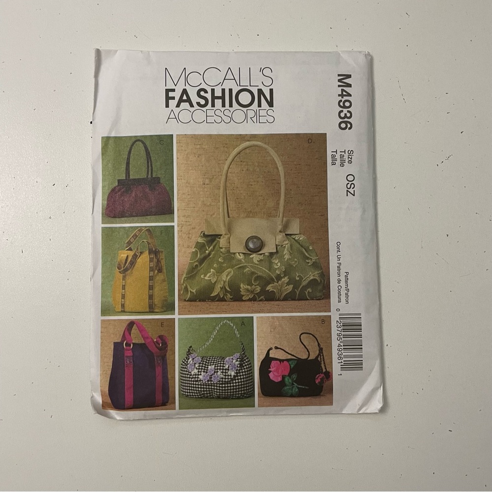 McCalls Fashion Accessories Purses Tote Carpet Bag Satchel Handbag Evening Bag